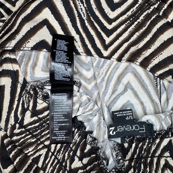 Women's Forever 21 Aladdin Style Pants - Picture 6 of 7